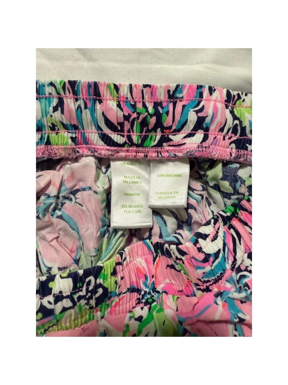 Women's Lilly Pulitzer Shorts XXS Pink Blue Floral Print - Picture 4 of 4